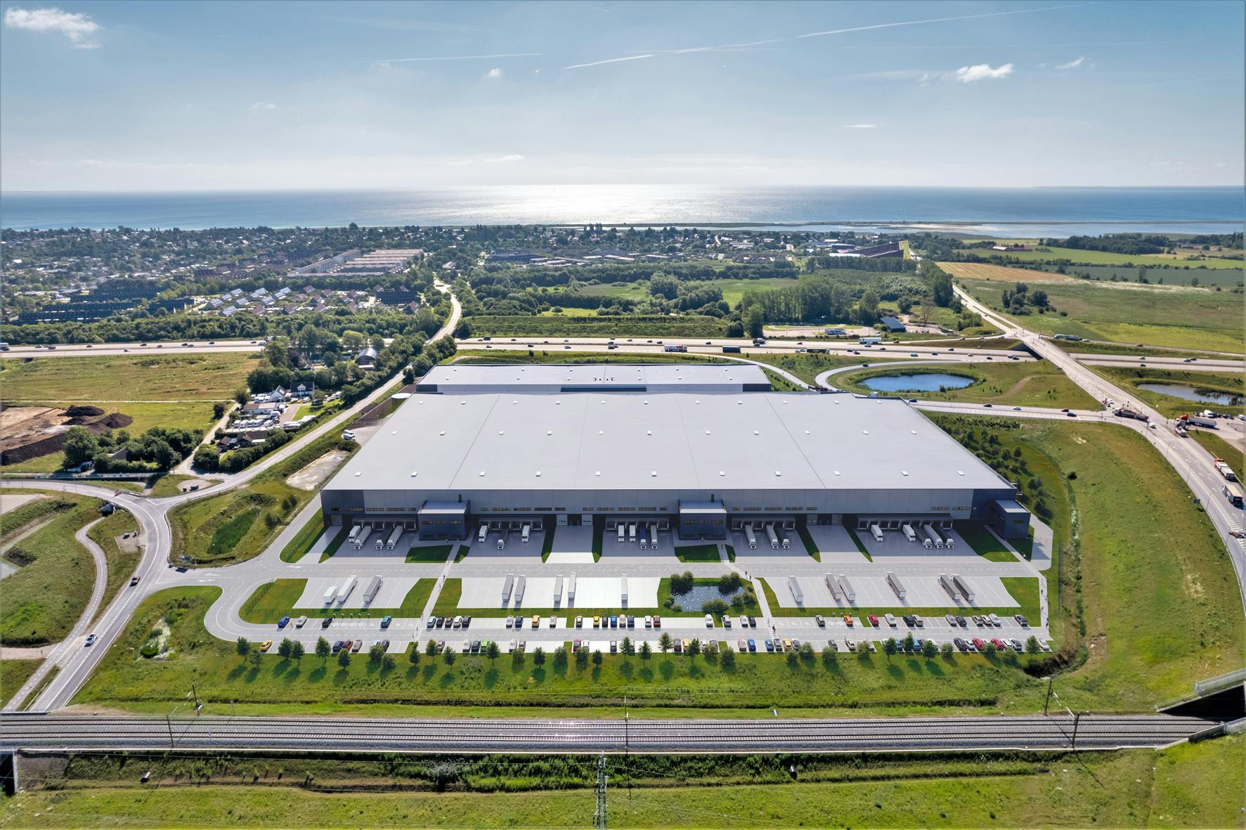 Leading furniture business signs for new E20 Park Copenhagen warehousing